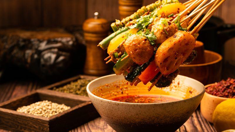 揭秘零食批发一手货源代理：条件与注意事项
